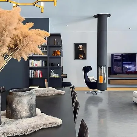 Beautiful Architect-designed Villa Nîmes